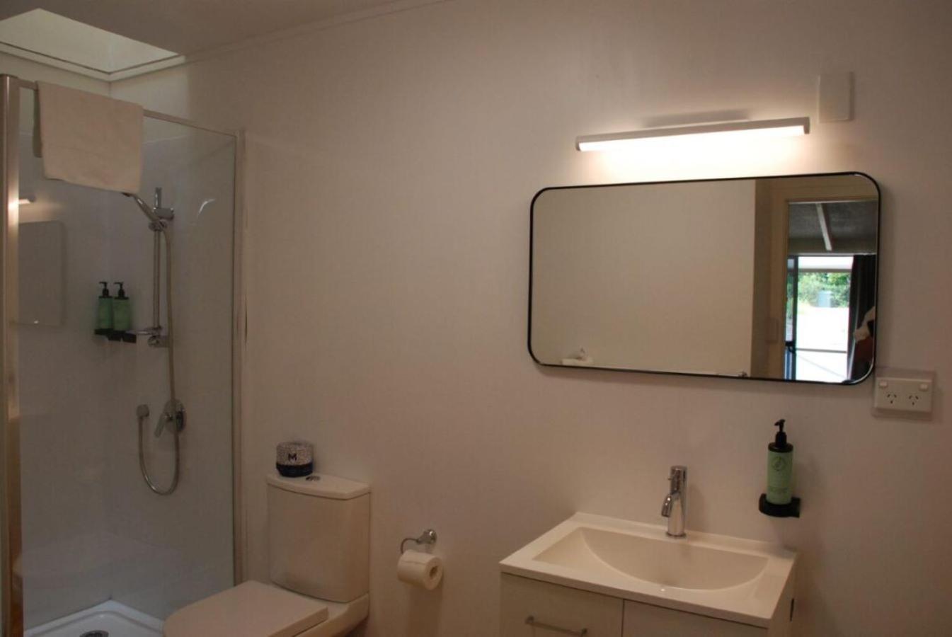 Vr Auckland Airport Hotel Exterior foto