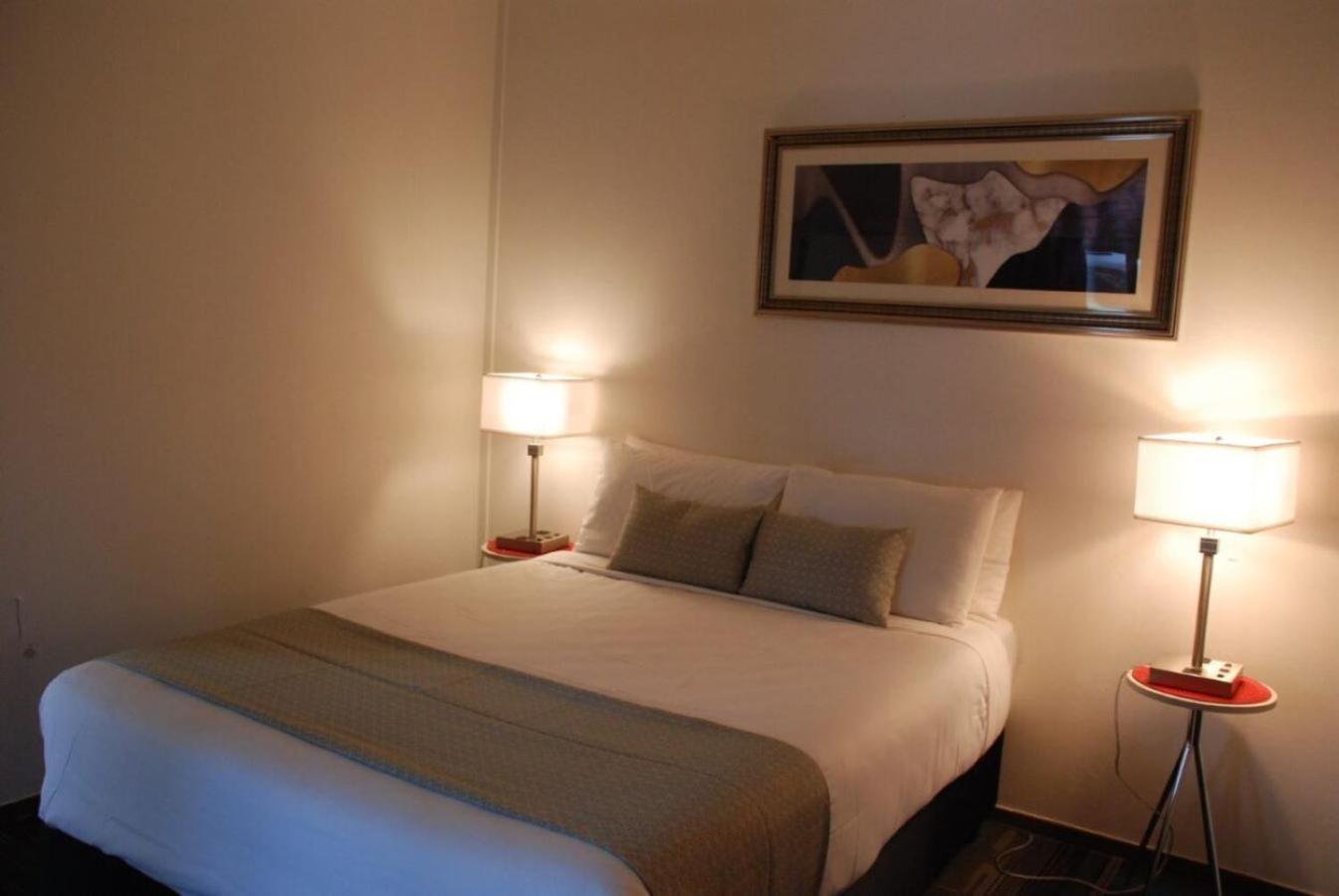 Vr Auckland Airport Hotel Exterior foto